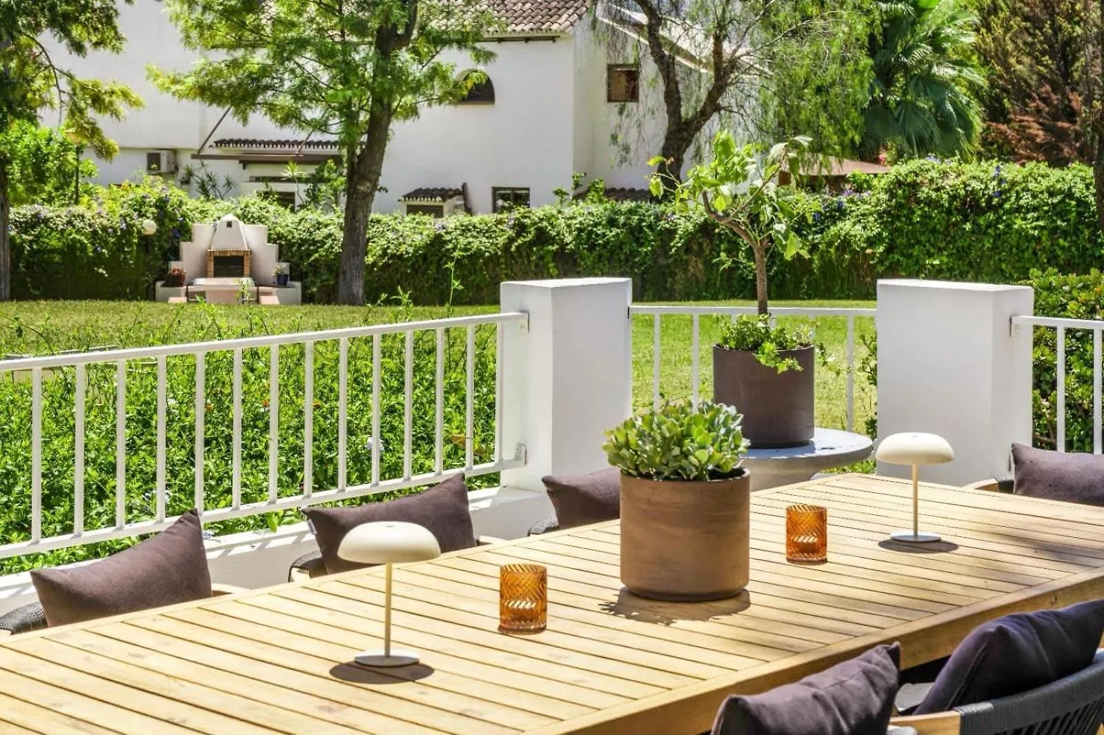 Los Jazmines Nueva Andalucia Terrace Pool 马尔韦利亚 公寓